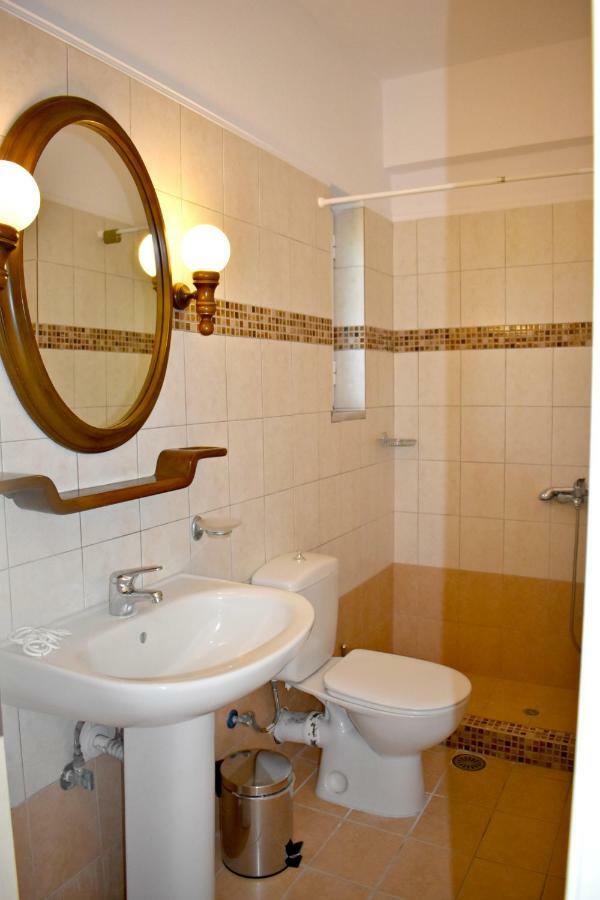 Kakia 2 Bedroom Apartment 자킨토스 타운 외부 사진